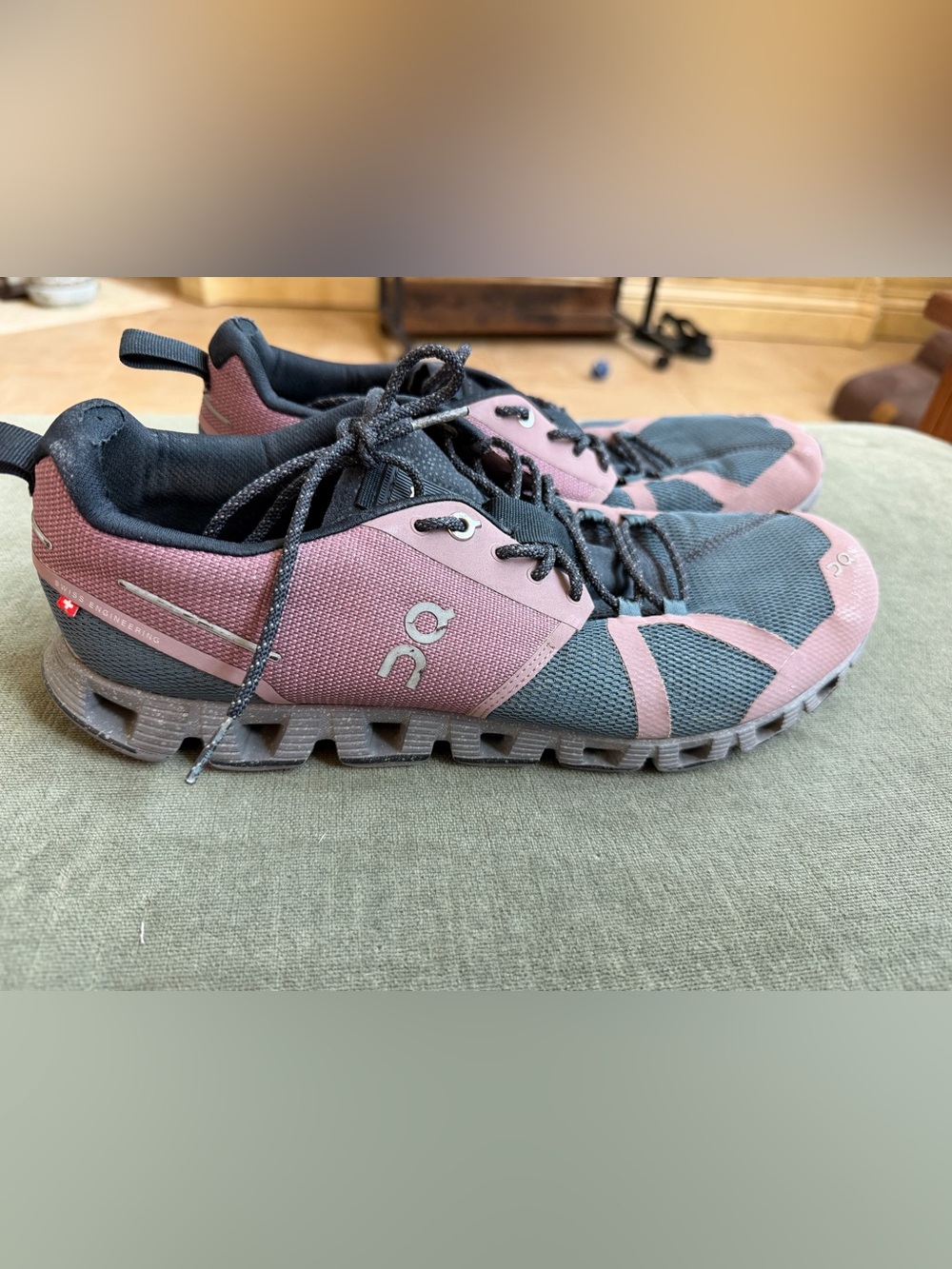 Size 10.5 On Men’s Running Cloud Edge Moonlight Sneakers Purple Iris & Dust